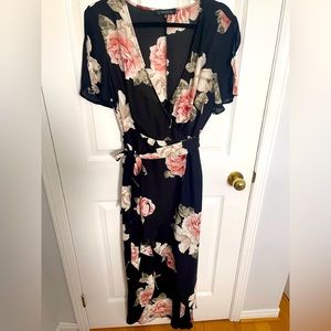 Dynamite wrap dress. Great condition.